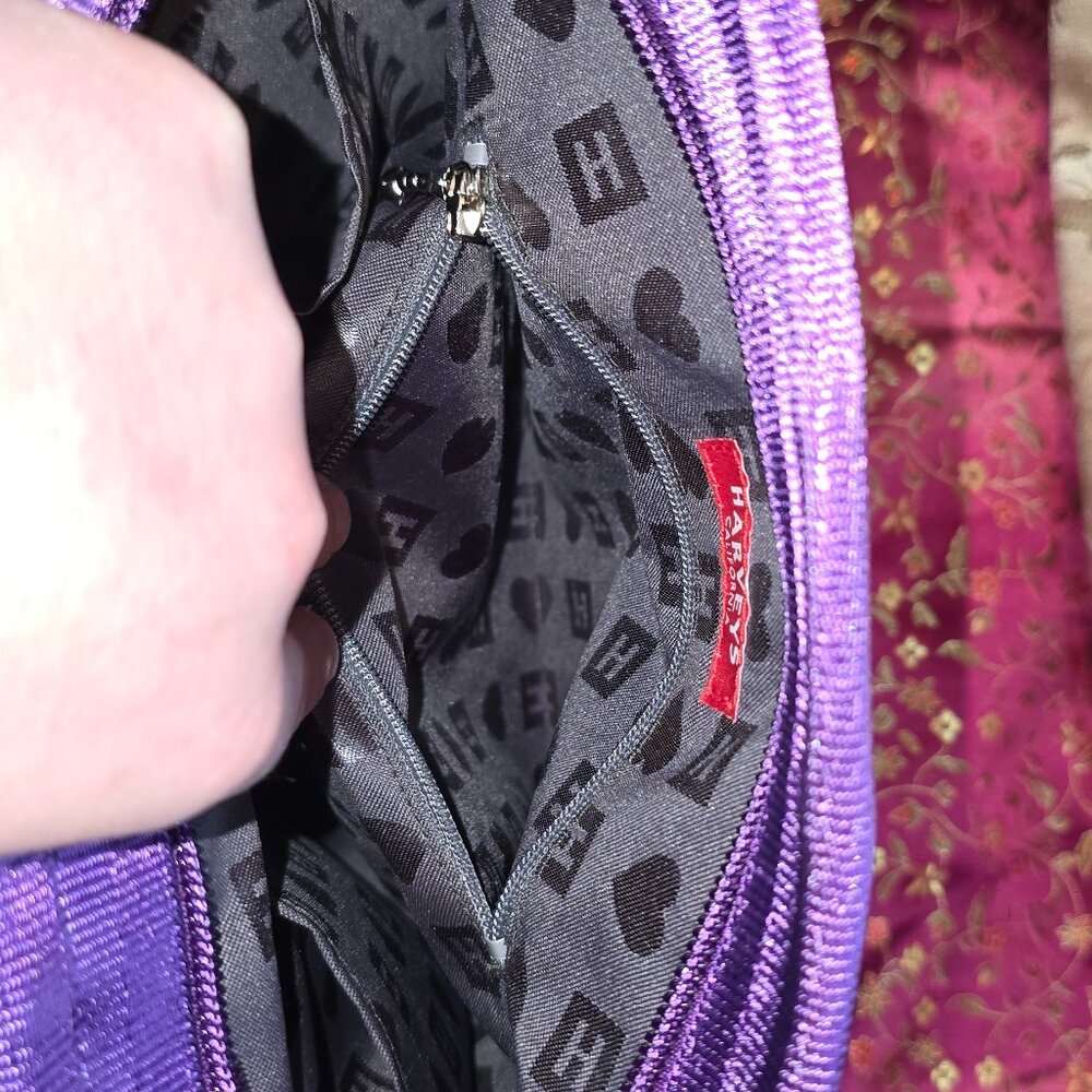 Harveys Seatbelt Mini Messenger Mulberry Purple - Picture 8 of 8